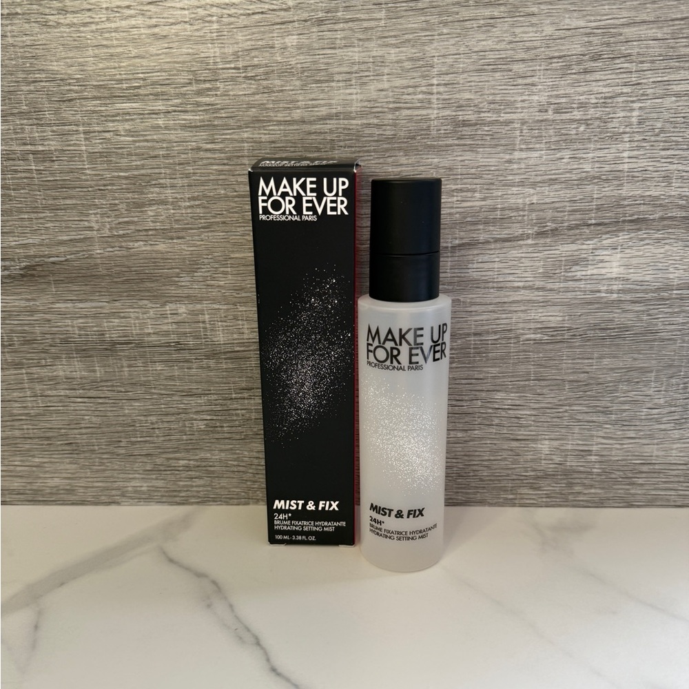 Makeup Forever Mist & Fix Hydrating Setting Spray